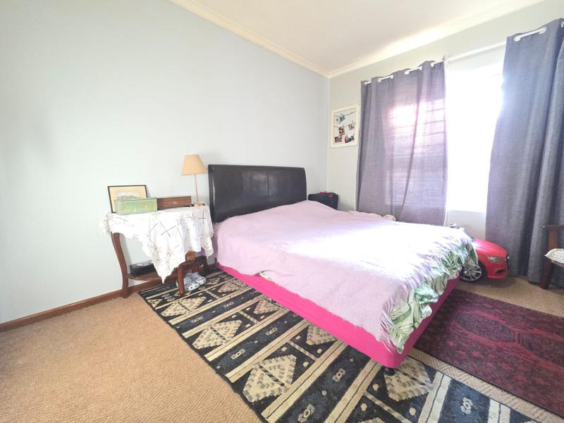 2 Bedroom Property for Sale in D